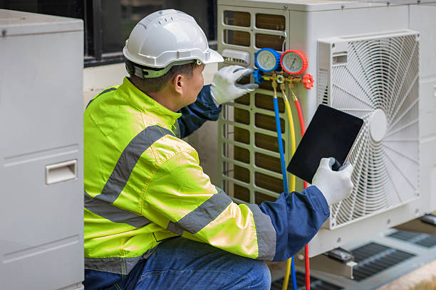 Professional Hvac technician working in New York Mills, NY